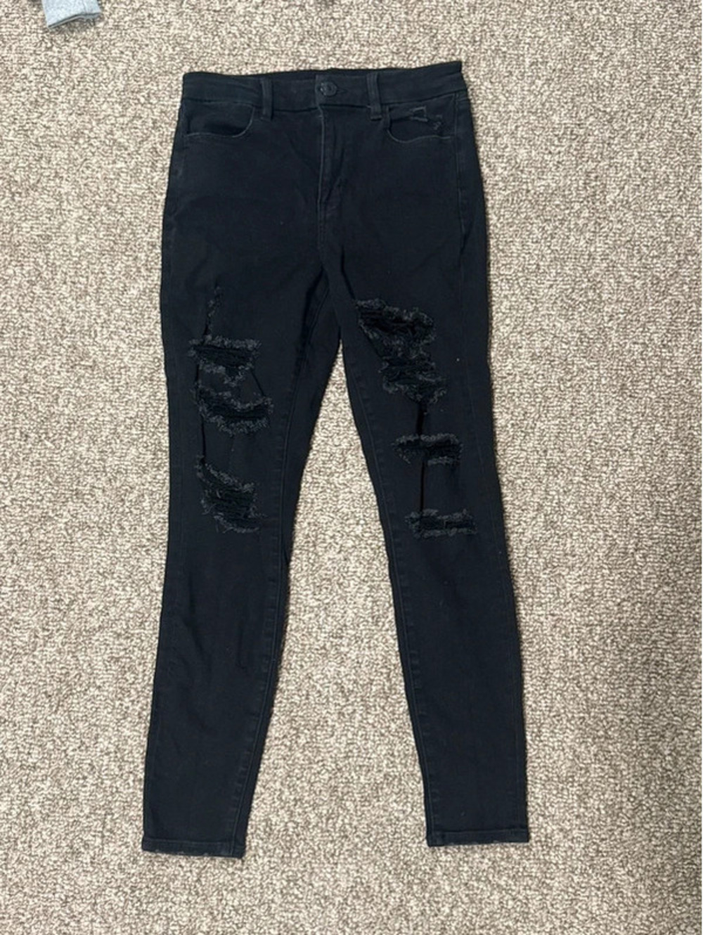 American Eagle black ripped stretch skinny jeans size 8